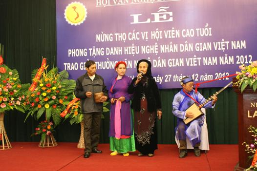 Title of Folklore Artist given to seven people
